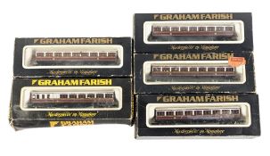 MODEL RAILWAY - 5X GRAHAM FARISH N GAUGE CALEDONIAN CARRIAGES