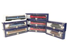 MODEL RAILWAY - LIMA OO GAUGE LOCOMOTIVES ROLLING STOCK AND COACHES