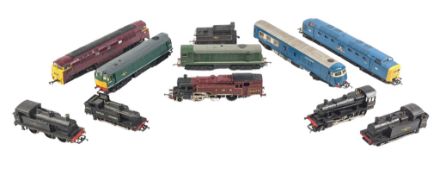 MODEL RAILWAY - COLLECTION OF OO GAUGE LOCOMOTIVE ENGINES
