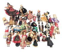 DOLLS - LARGE COLLECTION OF VINTAGE TOURIST COSTUME DOLLS
