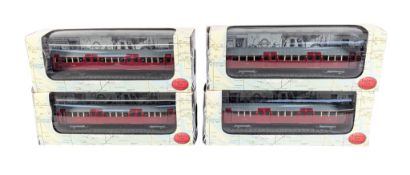 MODEL RAILWAY - GILBOW EFE 1/76 SCALE STATIC LONDON TUBE CARRIAGES