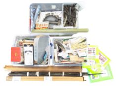 MODEL RAILWAY - LARGE COLLECTION OF N GAUGE TRACKSIDE LAYOUT ACCESSORIES