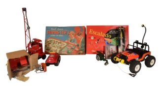 COLLECTION OF VINTAGE TOYS & GAMES
