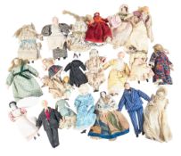 DOLLS HOUSE - COLLECTION OF VINTAGE BISQUE DOLLS HOUSE DOLLS