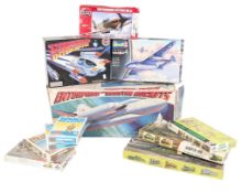 MODEL KITS - A COLLECTION OF ASSORTED BOXED PLASTIC MODEL KITS
