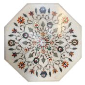 INDIAN EARLY 20TH CENTURY PIETRA DURA MARBLE & SEMI PRECIOUS STONE TABLE TOP