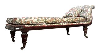 VICTORIAN 19TH CENTURY MAHOGANY CHAISE LONGUE