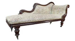 VICTORIAN 19TH CENTURY MAHOGANY CHAISE LOUNGE DAY BED
