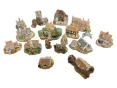 LILLIPUT LANE - COLLECTION OF UNBOXED 20TH CENTURY RESIN COTTAGE FIGURES