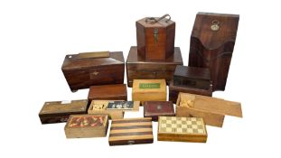 A COLLECTION OF 20TH CENTURY WOODEN BOXES, CHESS SETS, TEA CADDY, ETC