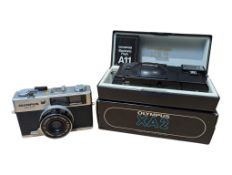 TWO LATE 20TH CENTURY VINTAGE FILM CAMERAS