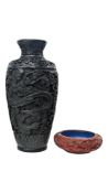 VINTAGE 20TH CENTURY BLACK LACQUERED CHINESE CINNABAR VASE