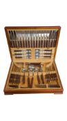 MID TO LATE 20TH CENTURY VINTAGE CANTEEN OF STAINLESS STEEL CUTLERY SET