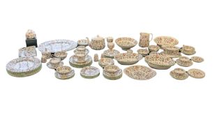 MINTON - HADDON HALL - VINTAGE 20TH CENTURY TEA & DINNER SERVICE