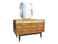 G PLAN BRANDON RANGE - VINTAGE 20TH CENTURY OAK DRESSING TABLE