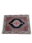 20TH CENTURY PERSIAN IRANIAN SENNEH WOOL RUG