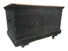 VICTORIAN 19TH CENTURY PAINTED PINE BLANKET BOX