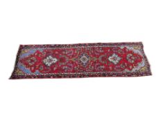 20TH CENTURY PERSIAN WOOL RUNNER RUG
