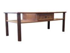 G PLAN FURNITURE - LATE 20TH CENTURY TEAK & GLASS COFFEE TABE