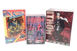 MARVEL UNIVERSE - X3 BOXED ACTION FIGURES