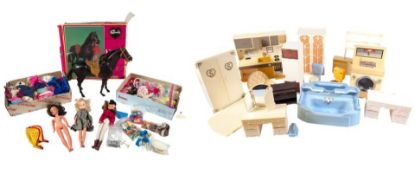 SINDY - LARGE COLLECTION OF VINTAGE SINDY DOLLS & ACCESSORIES