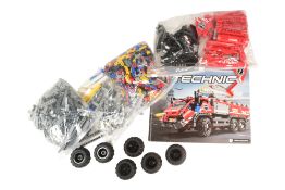 LEGO - TECHNIC - 42068 - AIRPORT RESCUE VEHICLE