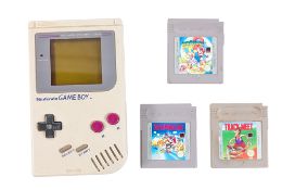 RETRO GAMING - 1989 NINTENDO GAME BOY AND SUPER MARIO GAMES