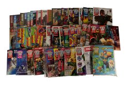 COMIC BOOKS - COLLECTION OF VINTAGE 2000AD & JUDGE DREDD