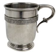20TH CENTURY GEORGE V HALLMARKED SILVER CHRISTENING MUG