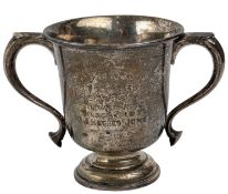20TH CENTURY GEORGE V HALLMARKED SILVER TWIN HANDLED TROPHY