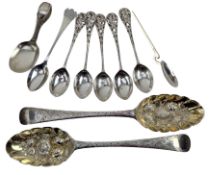 PAIR OF GEORGE III IRISH HALLMARKED SILVER BERRY SPOONS & OTHER SILVER SPOONS