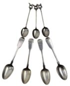 SET OF FOUR VICTORIAN HALLMARKED SILVER TEASPOONS & OTHERS