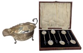 HALLMARKED SILVER SAUCE BOAT & SILVER COFFEE BEAN TEASPOONS