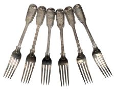 SIX EARLY 20TH CENTURY EDWARD VII HALLMARKED SILVER TABLE FORKS