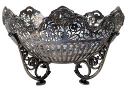 EDWARD VII HALLMARKED SILVER CENTREPIECE / FRUIT BOWL