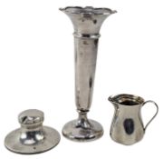 COLLECTION OF THREE HALLMARKED SILVER ITEMS INC EDWARD VII SILVER CREAMER