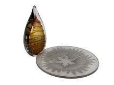 TWO PIECES OF 20TH CENTURY STUDIO ART GLASS PIECES