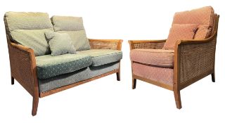 PARKER KNOLL - MODERN DESIGNER TWO-PIECE BERGERE SUITE