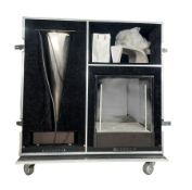 LUGANO JEWELLERY - PROFESSIONAL PORTABLE JEWELLERY DISPLAY STAND AND FLIGHT CASE