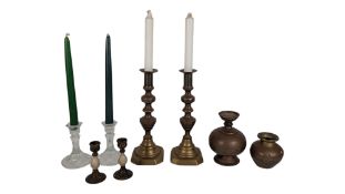 COLLECTION OF VINTAGE 20TH CENTURY BRASS CANDLESTICKS, POTS & OTHER