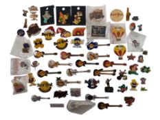 COLLECTION OF LATE 20TH CENTURY VINTAGE PIN BADGES INCLUDING HARD ROCK CAFE