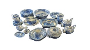 LARGE COLLECTION OF COPELAND SPODE BLUE ITALIAN CHINA