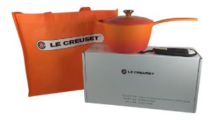 LE CREUSET - CONTEMPORARY BOXED CAST IRON SIZE 20 LIDDED SAUCEPAN W HANDLE GLOVE