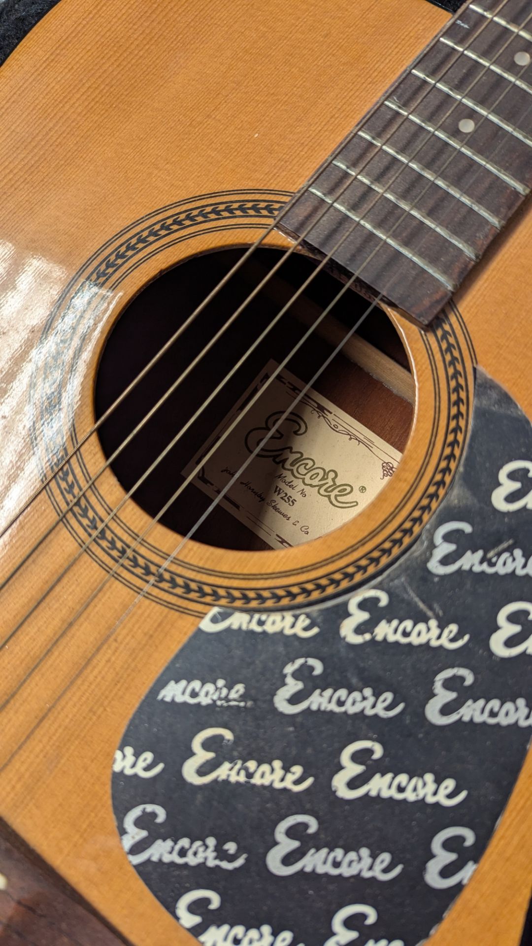 VINTAGE ENCORE MODEL W255 ACOUSTIC GUITAR - Image 4 of 4