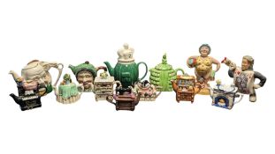 ASSORTMENT OF 20TH CENTURY VINTAGE NOVELTY TEAPOTS
