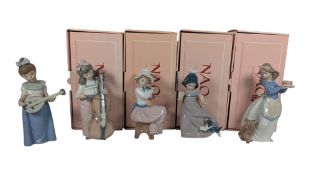 NAO FOR LLADRO - FIVE LATE 20TH CENTURY PORCELAIN FIGURES