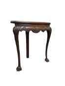 EARLY 20TH CENTURY CHINESE HARDWOOD CORNER TABLE