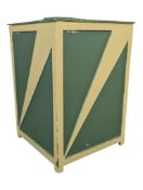 1930S ART DECO PAINTED TWO TONE SUNBURST LAUNDRY BOX
