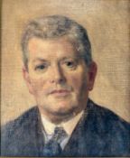 EARLY 20TH CENTURY OIL ON CANVAS LAID ON BOARD PORTRAIT STUDY ON GENTLEMAN