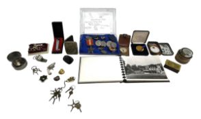 COLLECTION OF VINTAGE 20TH CENTURY MIXED CURIOS